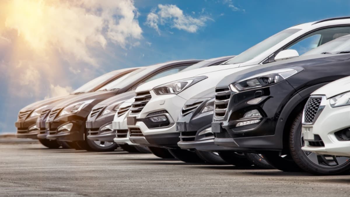 New Regulations in Car Rental Industry: Age and Mileage Limits Introduced