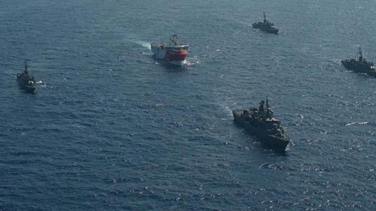 Ege ve Akdeniz'de Gerilim Tırmanıyor