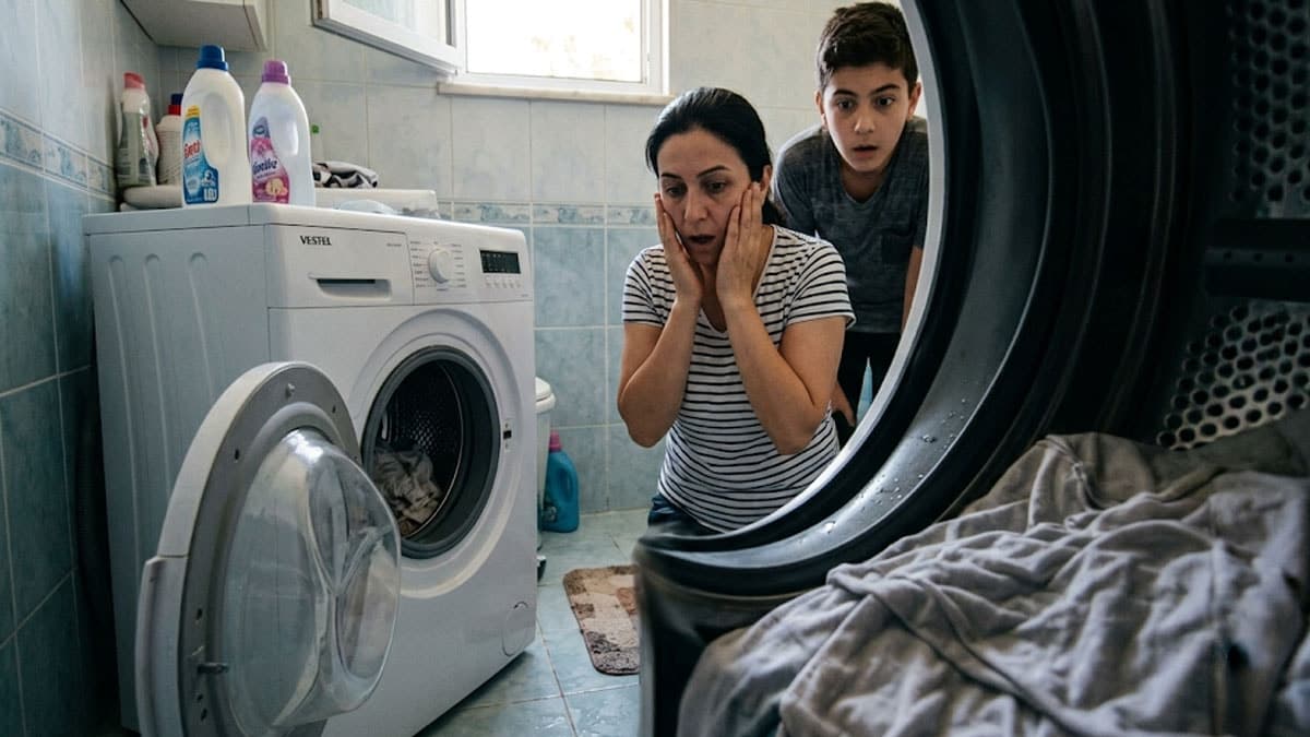 Unexpected Visitors: How Laundry Machines are Leading to Unwanted Home Invasions