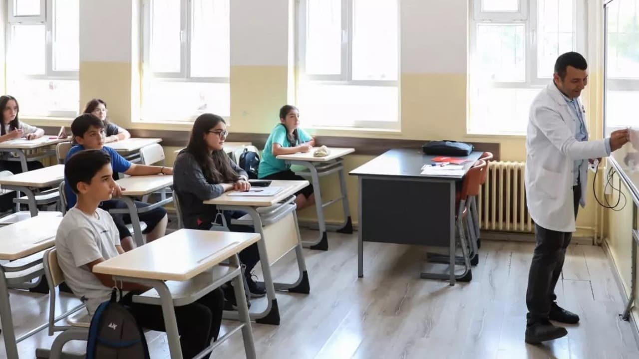 Top 20 High Schools in Turkey Revealed: A Lifeline for Students