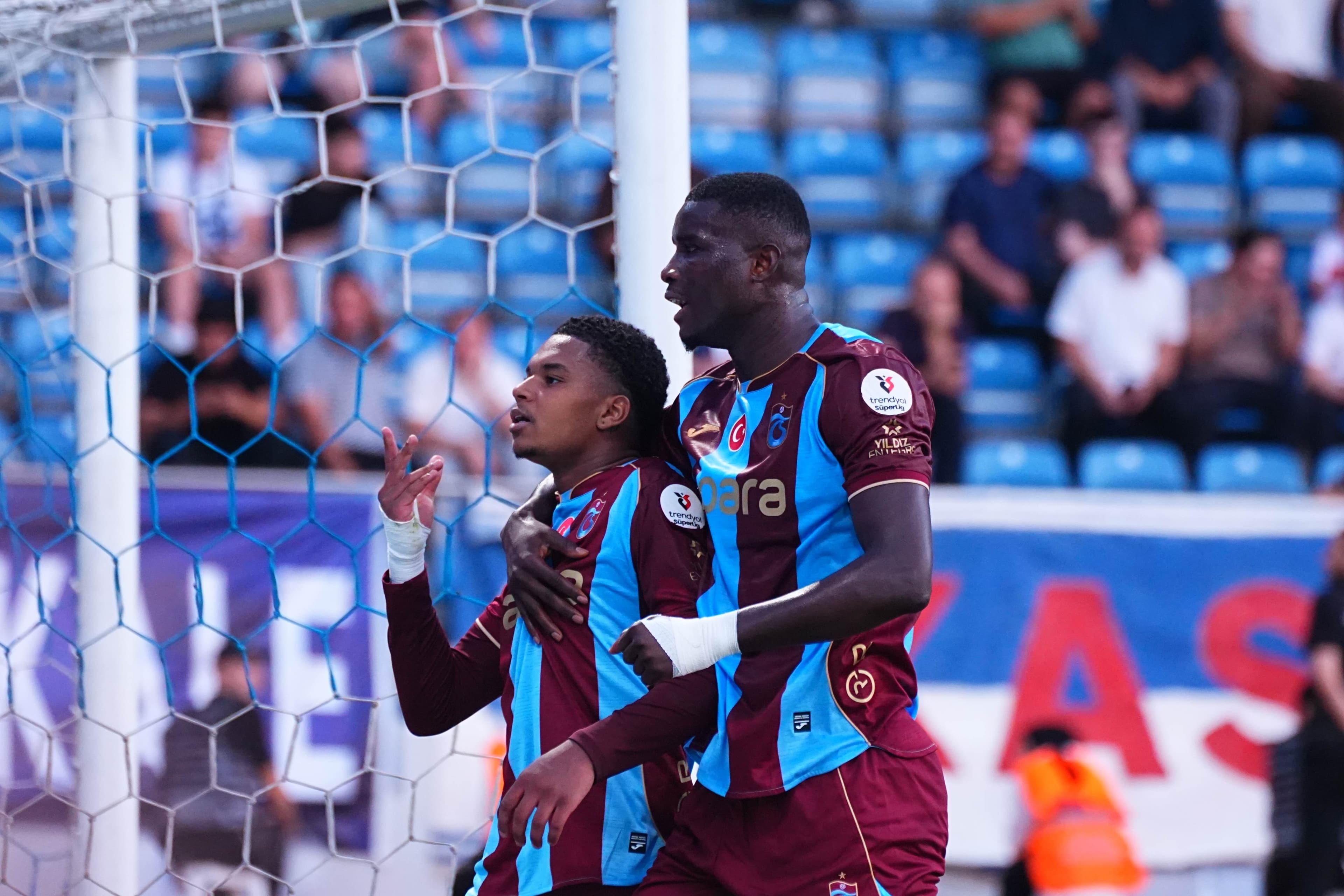 Trabzonspor Focuses on Onuachu's Performance